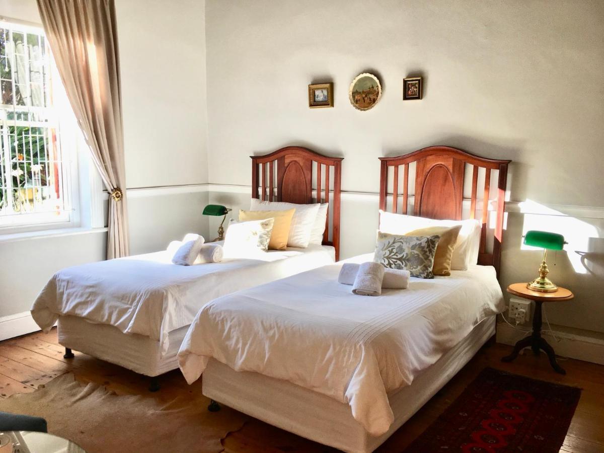 John Montagu Accommodation Екстериор снимка