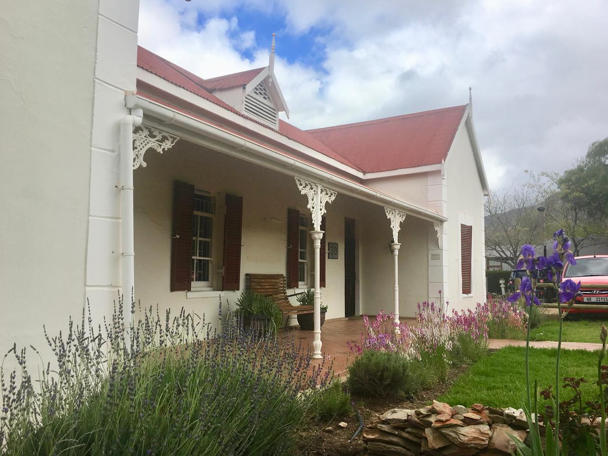 John Montagu Accommodation Екстериор снимка